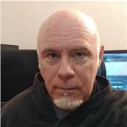 Clases de edicion de video con Adobe Premiere y postproduccion y motion graphics con Adobe Affter Effects. Individuales o grupales, online